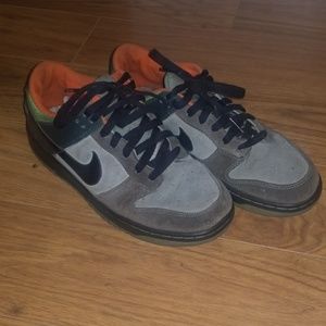 Nike Dunk Adventure Park size 7.5